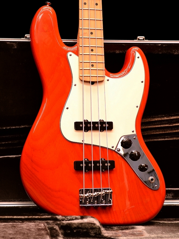 Fender Jazz Bass, Sunset Orange Transparent over premium Ash. 2005