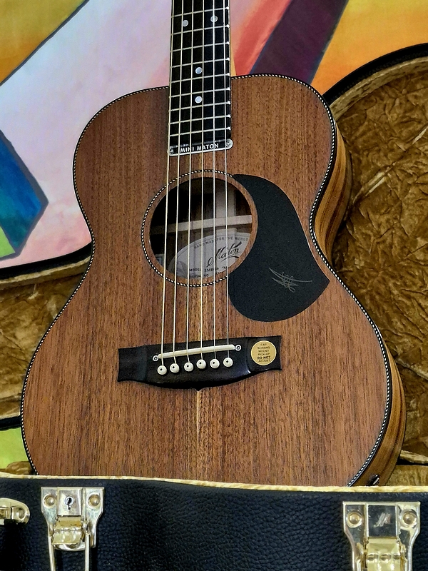 Maton Mini, acoustic-electric